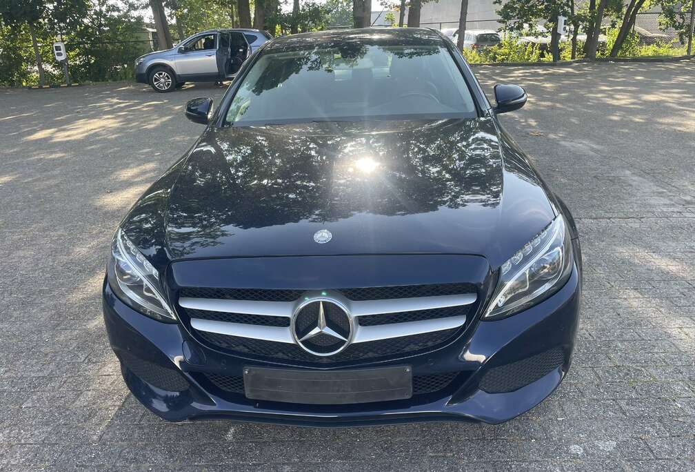 Mercedes-Benz d 7G-TRONIC Avantgarde