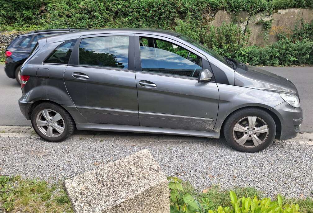 Mercedes-Benz B 180 CDI
