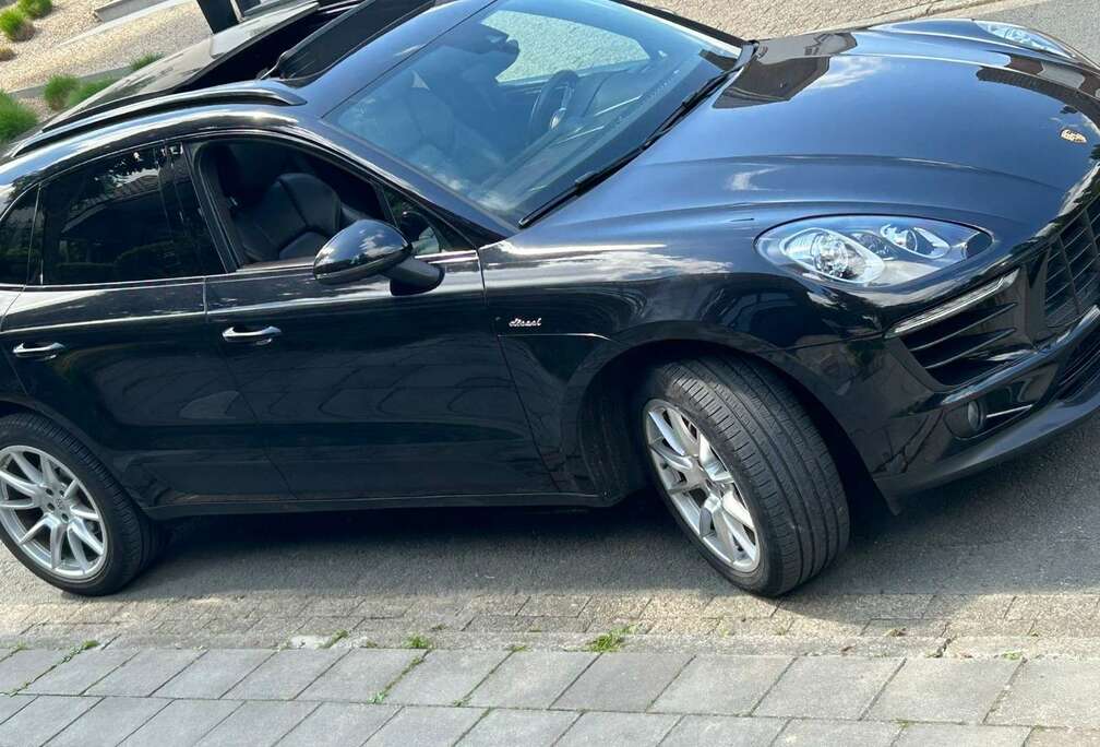 Porsche S 3.0 V6 Bi-Turbo PDK