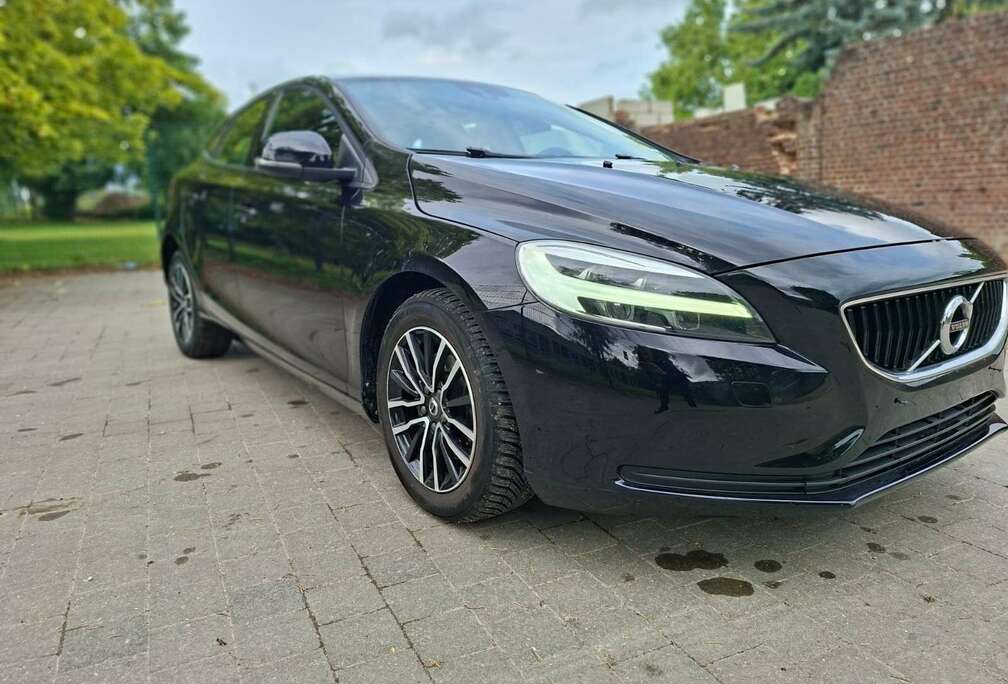 Volvo 2.0 T2 R-Design