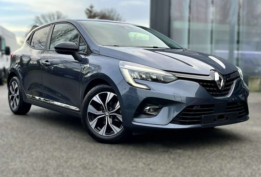 Renault 1.0iTCe 90 LIMITED / NAVIGATIE / CAMERA / WAARBORG