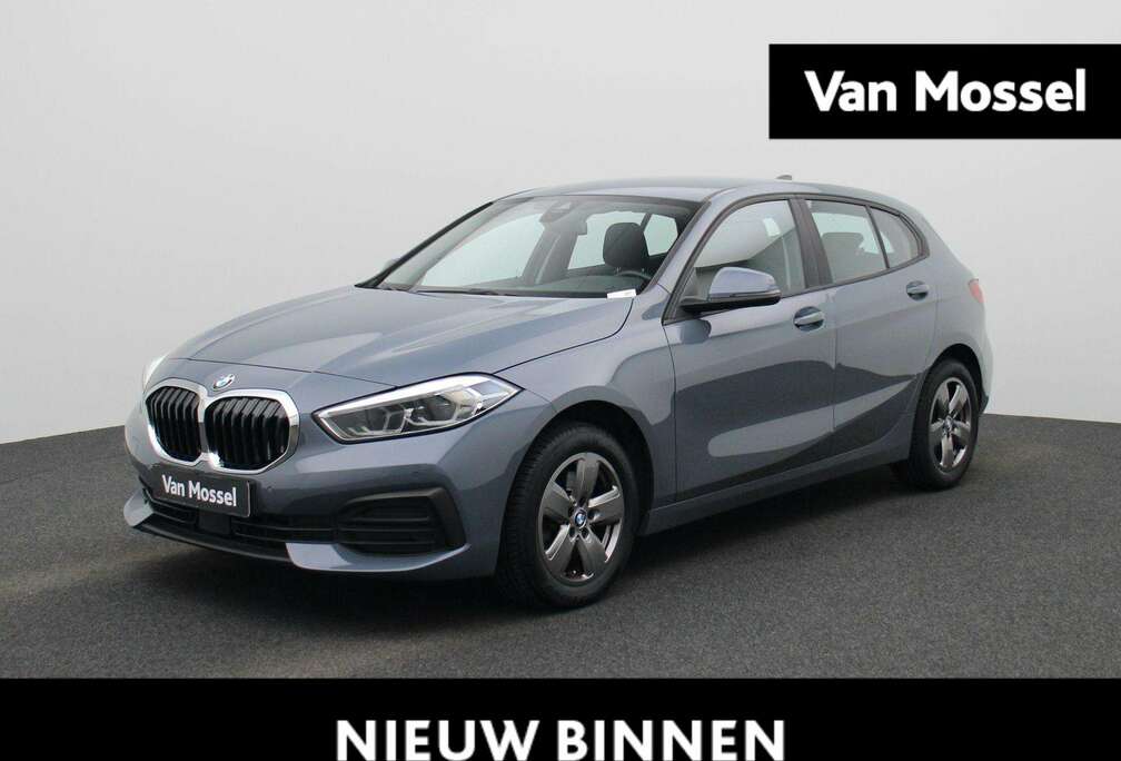 BMW 1 Reeks Hatch 118i  Apple Carplay  PDC  Led