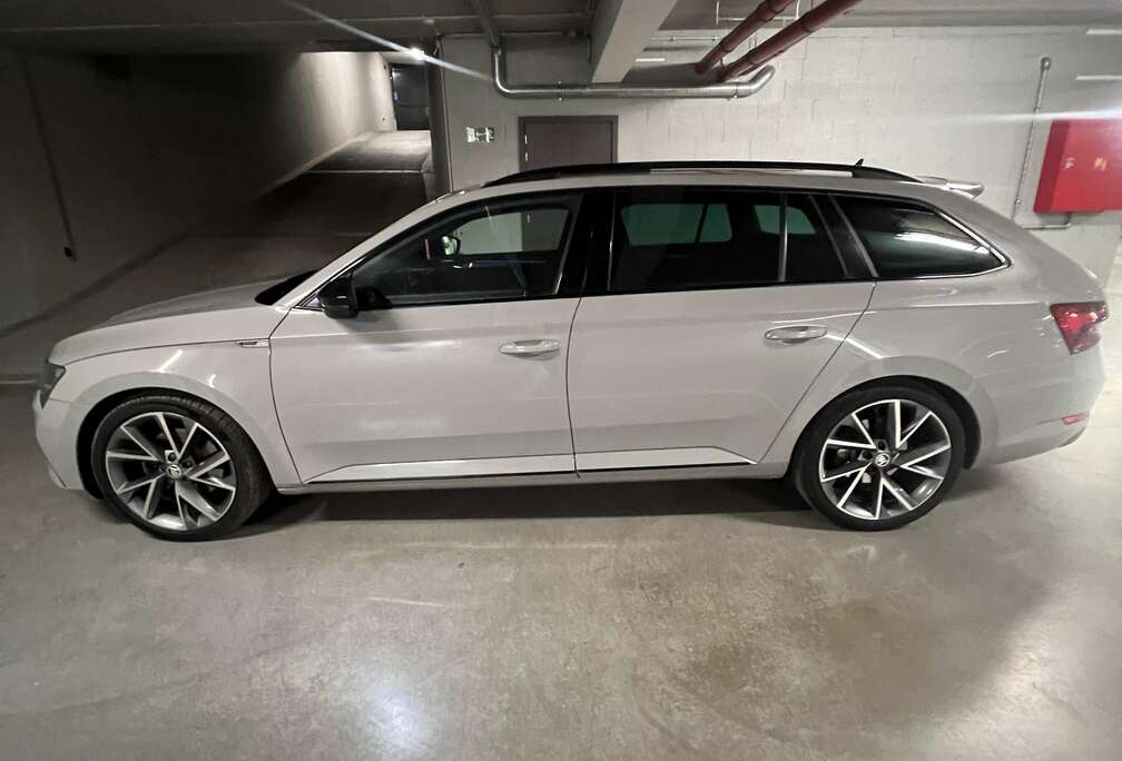 Skoda Combi PHEV 1.4 TSI Sportline DSG (160 kW)