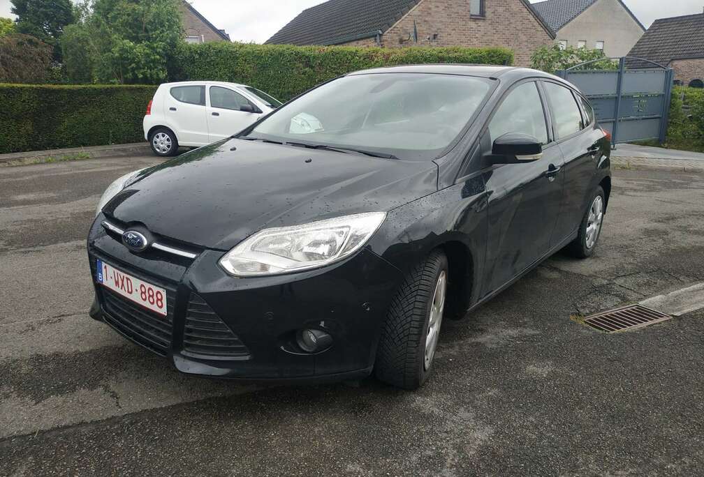 Ford 1.0 SCTi 100 EcoBoost S&S Titanium Avec Options