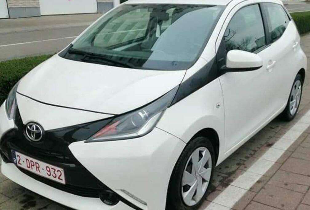 Toyota Aygo 1.0i VVT-i x-pose Ltd. Edition