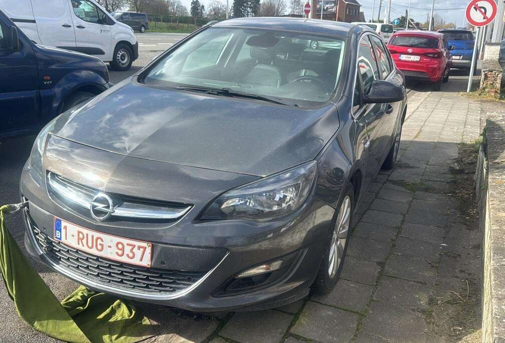 Opel Astra 1.6 CDTi ecoFLEX Cosmo