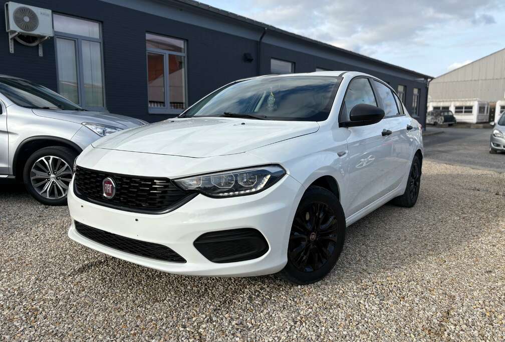 Fiat Tipo 1.4i Street (EU6d-TEMP)