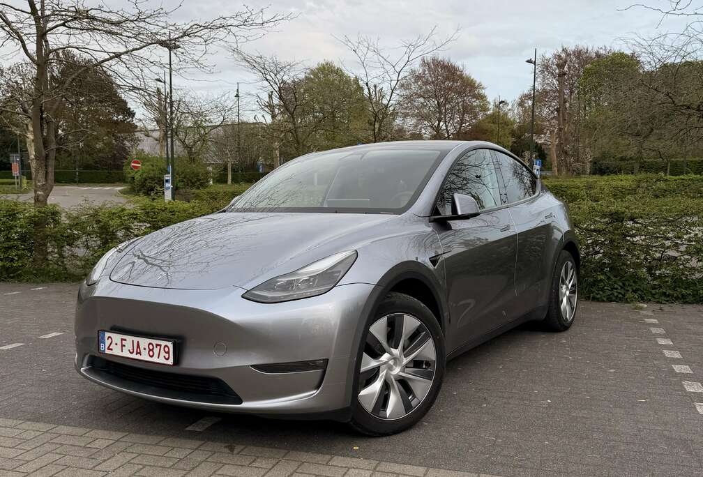 Tesla 72.5 kWh Dual Motor Long Range (324 kW)