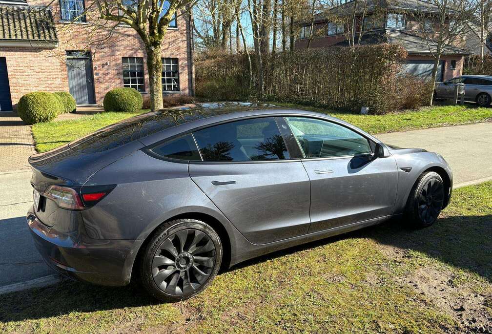 Tesla Model 3 55 kWh Standard Plus