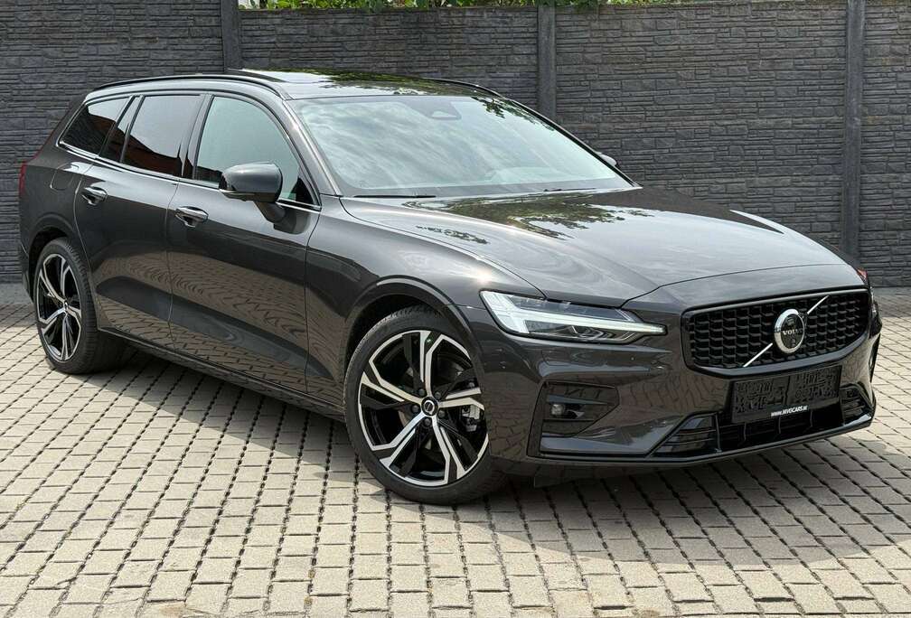 Volvo B4 Mild Hybrid Plus Dark \