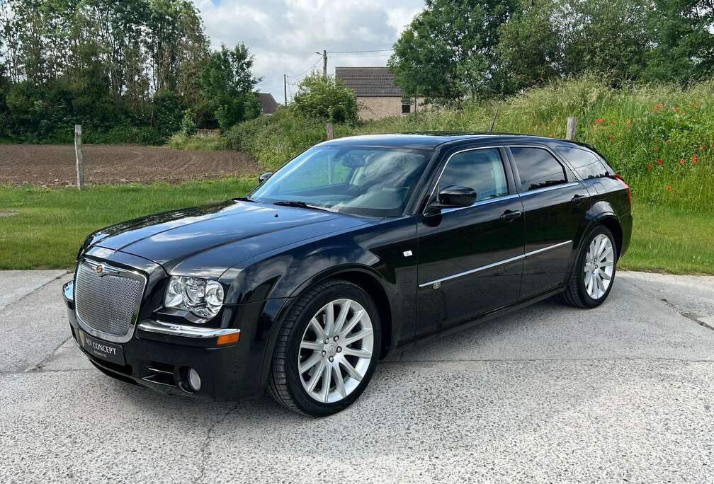 Chrysler 300 C Touring *** SRT DESIGN *** 1er Propriétaire ***