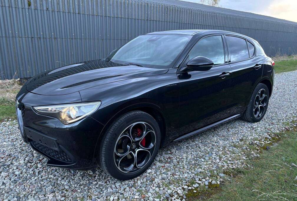 Alfa Romeo 2.2 DIESEL*VELOCE*Q4*TOIT PANO*ATTACHE REMORQUE*TVA DEDUCTIBLE
