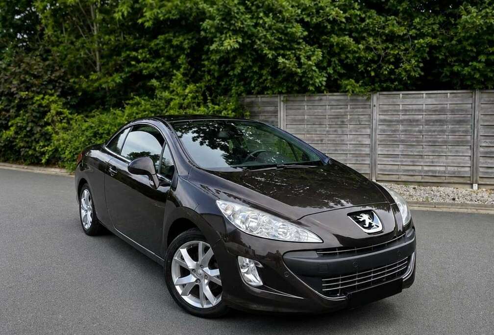 Peugeot CC 1.6i Sport