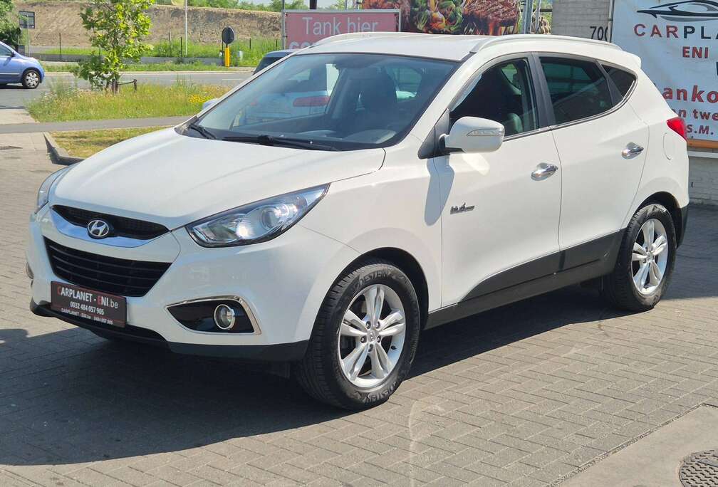 Hyundai iX35 1.6i 2WD Benzien - 1ST Eigenaar Full Servis boek  - Verkoop met Keurin Carpass & Garantie 12 maand