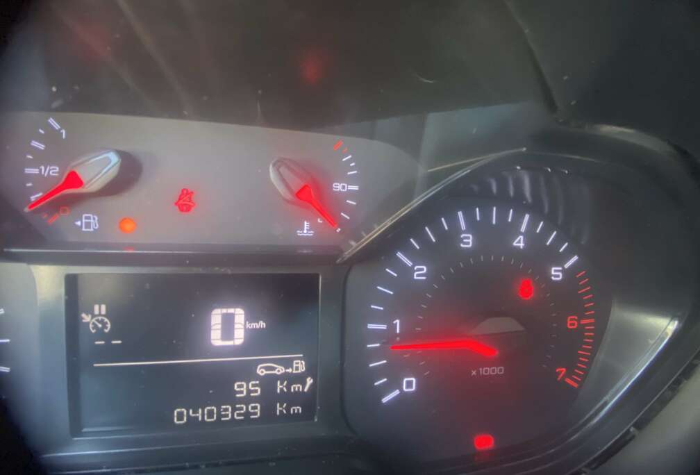 Peugeot 1.2 Puretech 110 L1