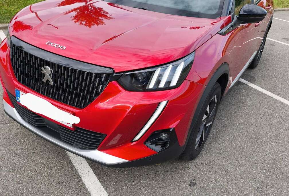 Peugeot PureTech 130 S&S EAT8 GT