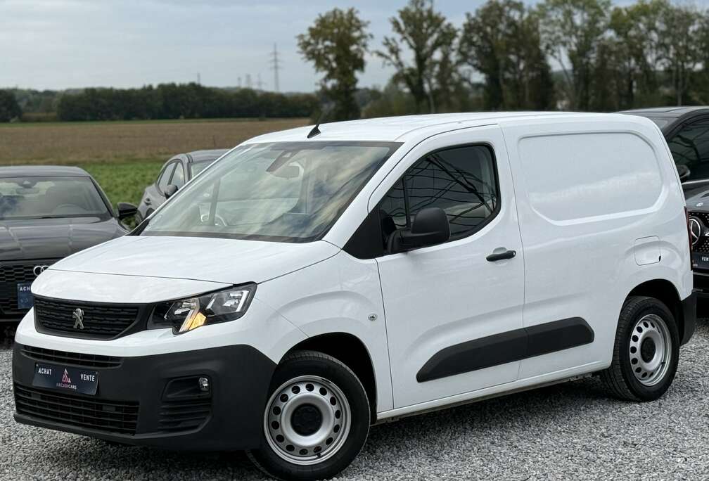 Peugeot CAR PLAY - 3 PL - AIR CO - CRUISE CONTROL - TVAC