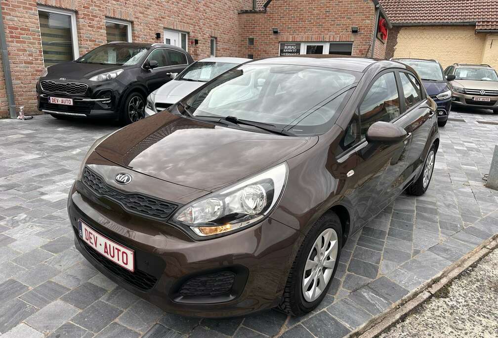 Kia 1.2i*GARANTIE 12M*CARNET*CAR PASS*