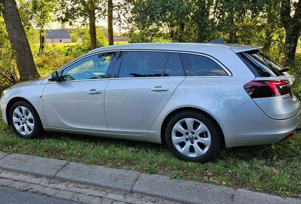 Opel Insignia 1.6 CDTI Sports Tourer ecoFLEX Edition