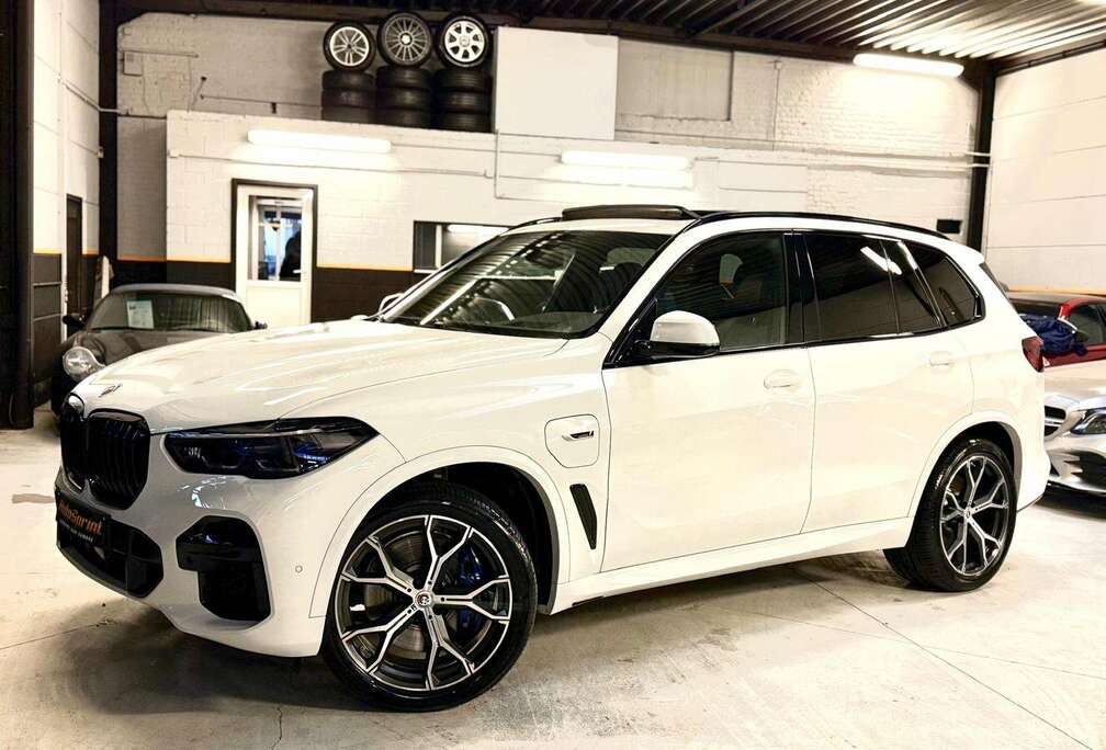 BMW PACK M TVA  PANO SKY LOUNGE HARMAN HEAD UP