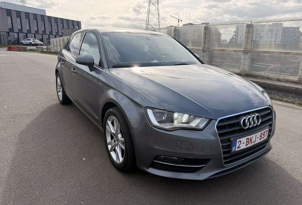 Audi Sportback 1.6 TDi Automatique Euro 6B