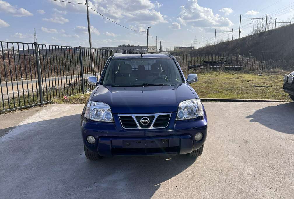 Nissan 2.0 Luxe AUTIMATIQUE ONLY EXPORT AFRIQUE