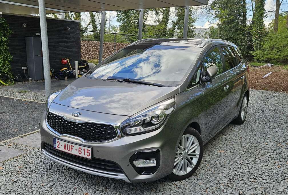 Kia Carens 1.7 CRDi Navi Edition
