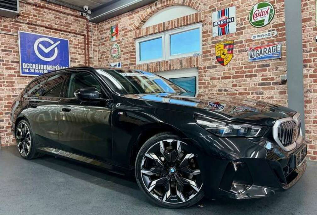BMW 520dA Touring 2.0 197cv Auto HYB-DIE xDrive M-SPO