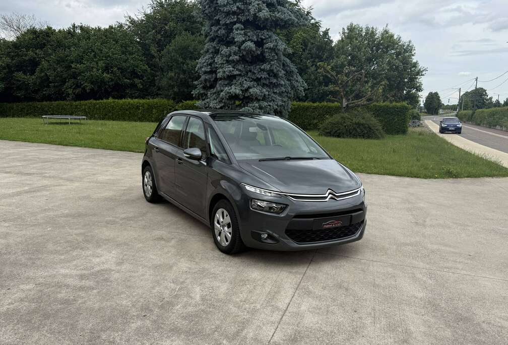 Citroen 1.2i Essence * Pano - 62.000 km * GAR 12M