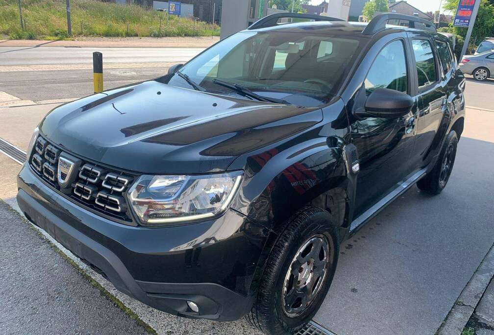 Dacia Duster 1.6i 4x2 Laureate