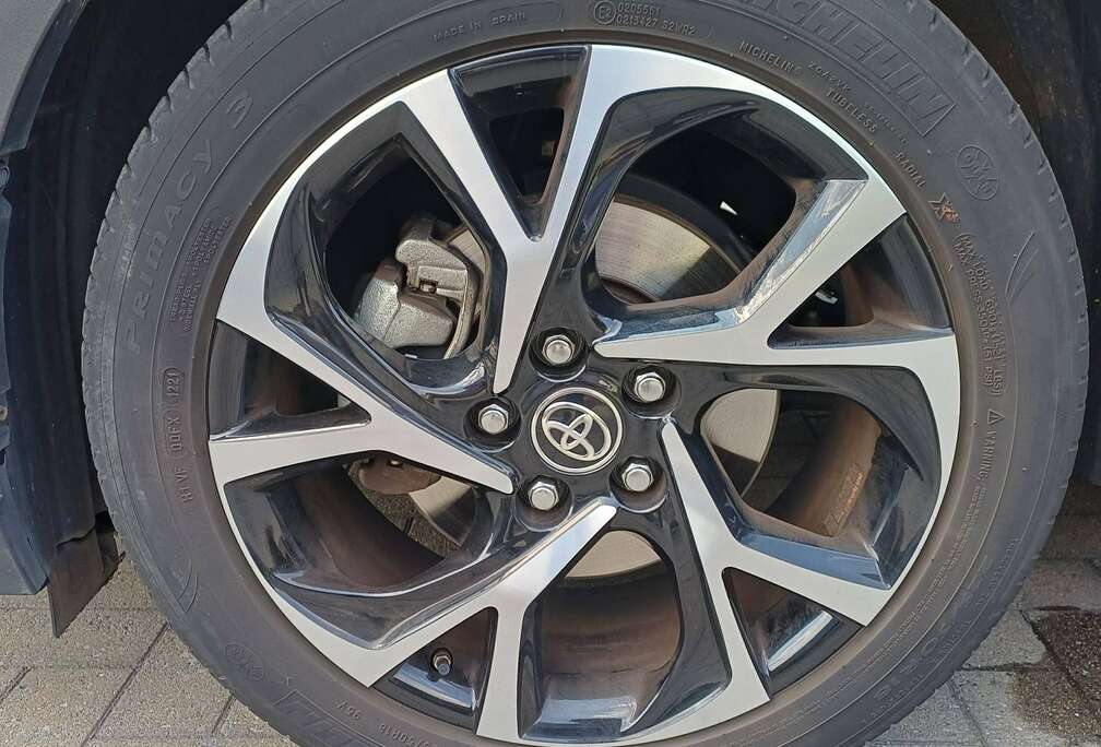 Toyota C-HR Hybrid 2.0i VVT-i C-Lub Bi-Tone E-CVT