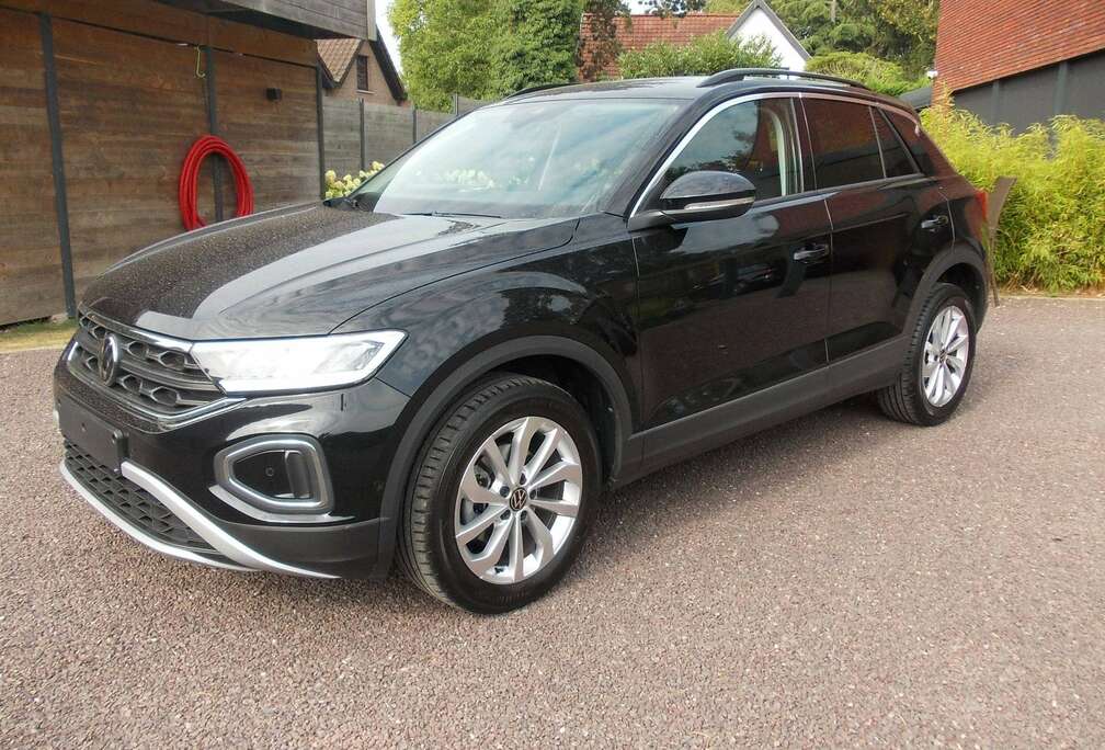 Volkswagen T-Roc 1.0 TSI Style  NAVI-CAMERA-LED-APP. CONN-AD CRUISE-ZETELVERW.  ...L