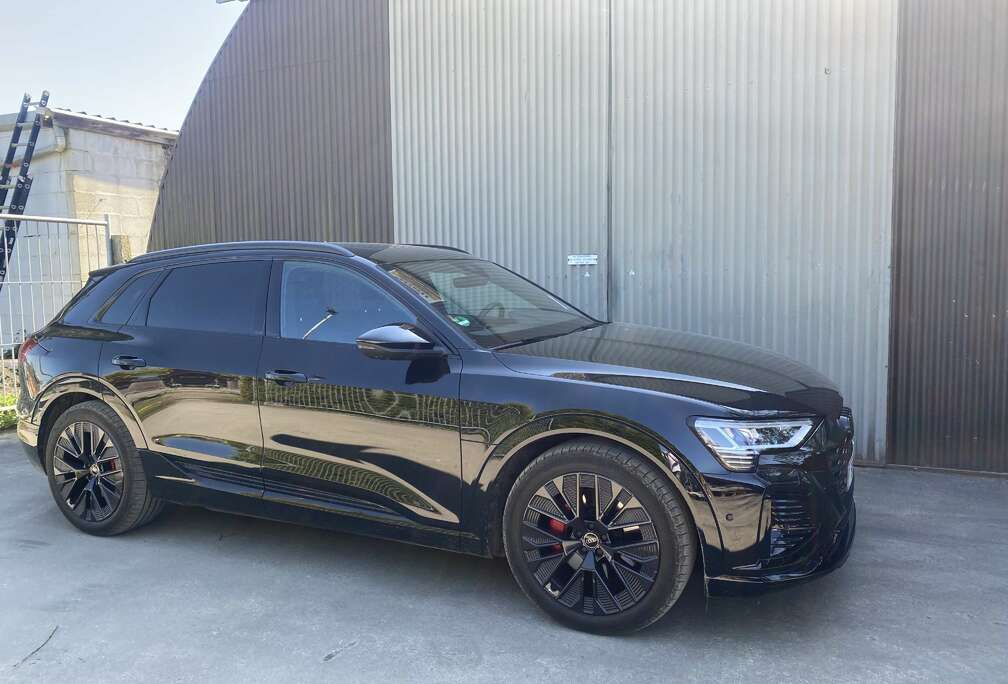 Audi 89 kWh 50 Quattro Competition