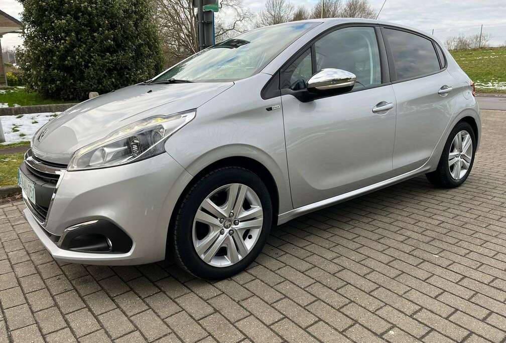 Peugeot 1.2i  Active S comme neuf