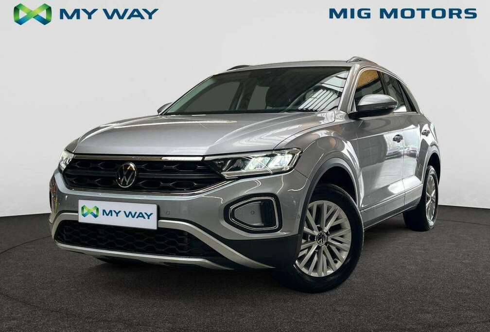 Volkswagen T-Roc Life Business 1.0 TSI 110pk /// Achteruitrijcamera //// verwarmbare zetels vooraan ///  slechts 10150km