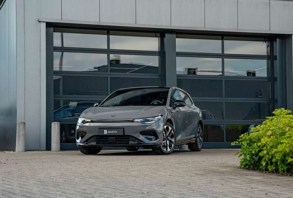 Design  Zwart interieur  360  Navi  Zetelv...