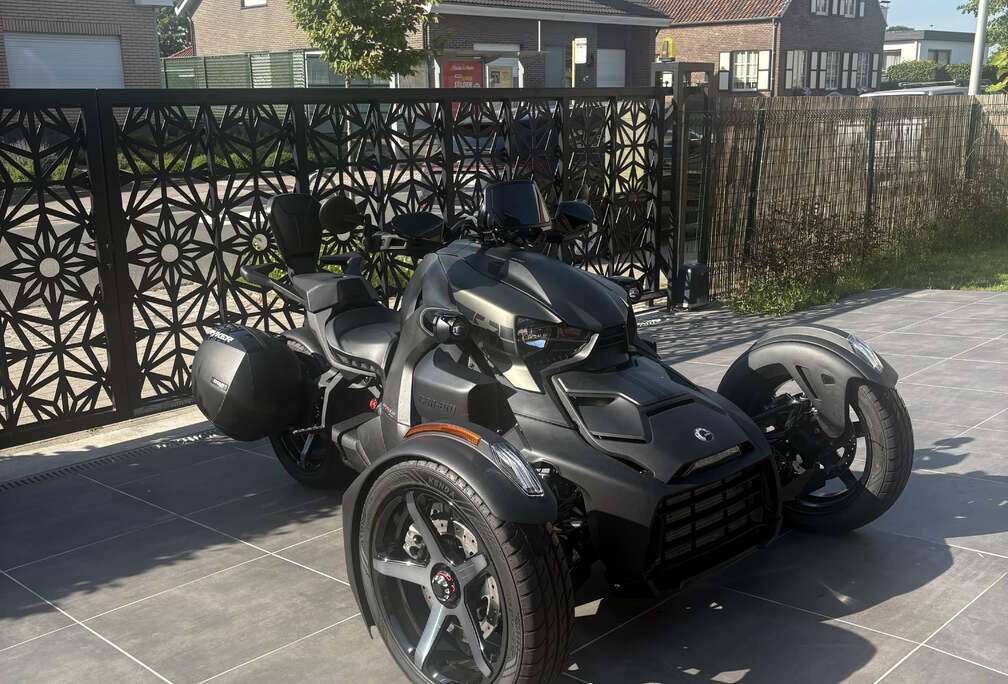 Full Accessoires 900CC Ryker