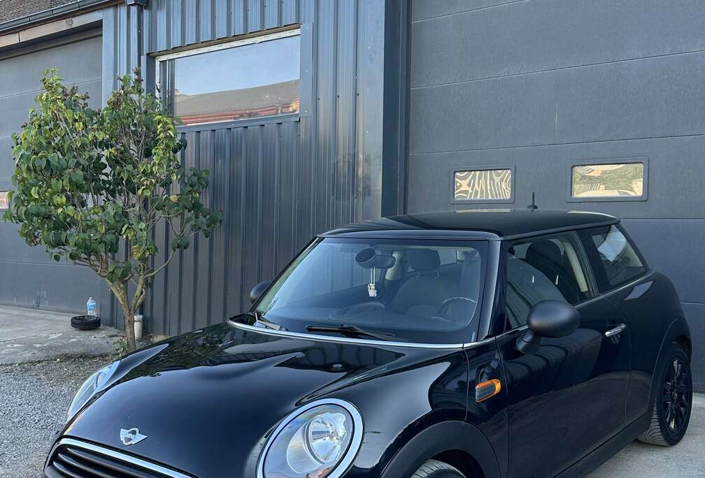 MINI Brick Lane