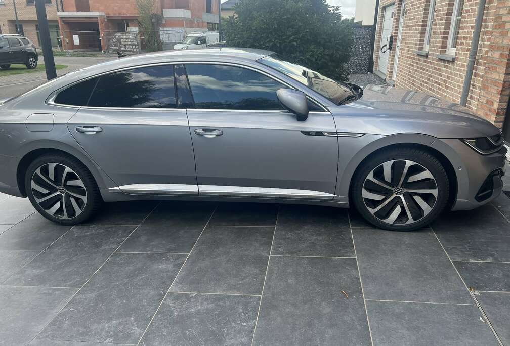 Volkswagen 2.0 TDi SCR R-Line Business Premium DSG