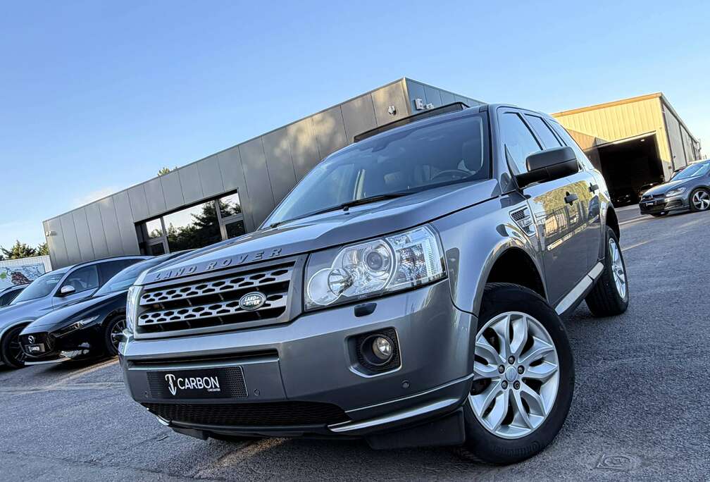 Land Rover 2.2 Td4 HSE Boite AUTO/NAVI/Sièges CUIR électr./PANO/HIFI ALPINE/XENON/CARNET COMPLET/UTILITAIRE OU 5 PLACES