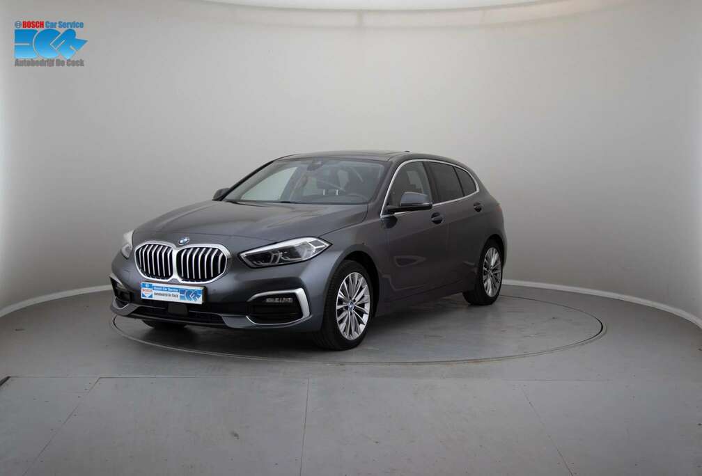 BMW 118i Luxury Line, Pano-dak, Carplay