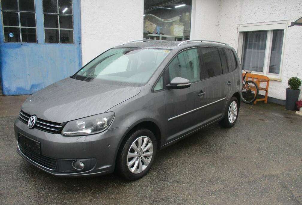 Volkswagen Touran 1.6 CR TDi Highline