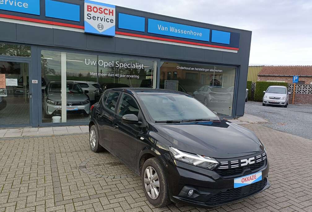 Dacia Sandero 1.0 benzine 03/2023 90 pk slechts 15523 km