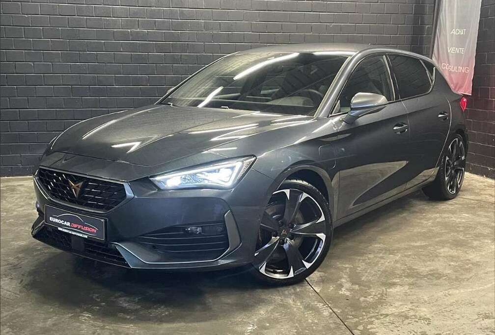 245CV eHybrid DSG6 ** Volant SS ** Caméra ** \\Safe