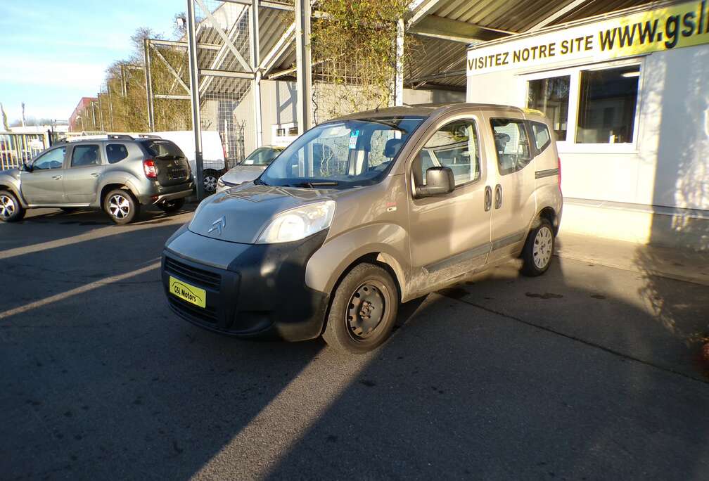 Citroen 1.4HDi 70cv beige métal 12/2010 5 places 2010