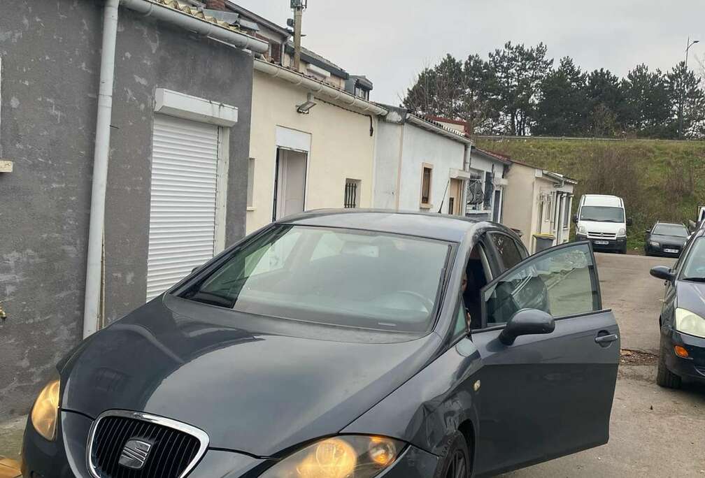 SEAT 2.0 TDI Stylance DSG