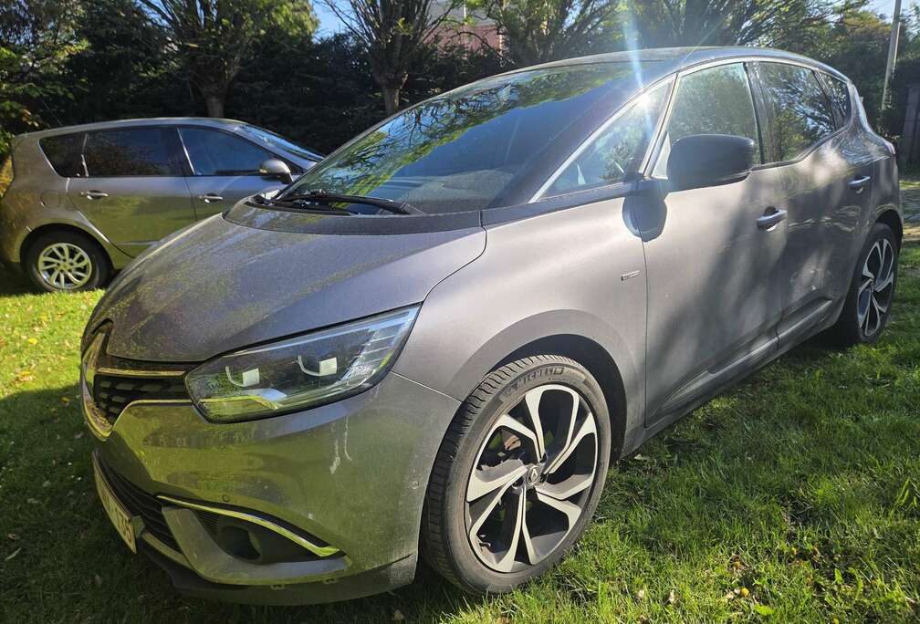 Renault 2018/benzine motor,veel opties! Bose edition!