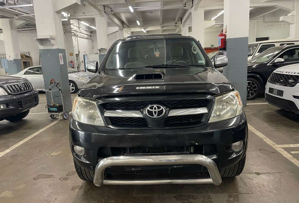 Toyota 2.5 Turbo D-4D 4WD