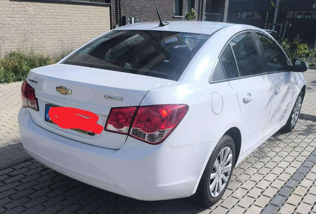 Chevrolet Cruze hatchback 1.7 D LTZ  Start