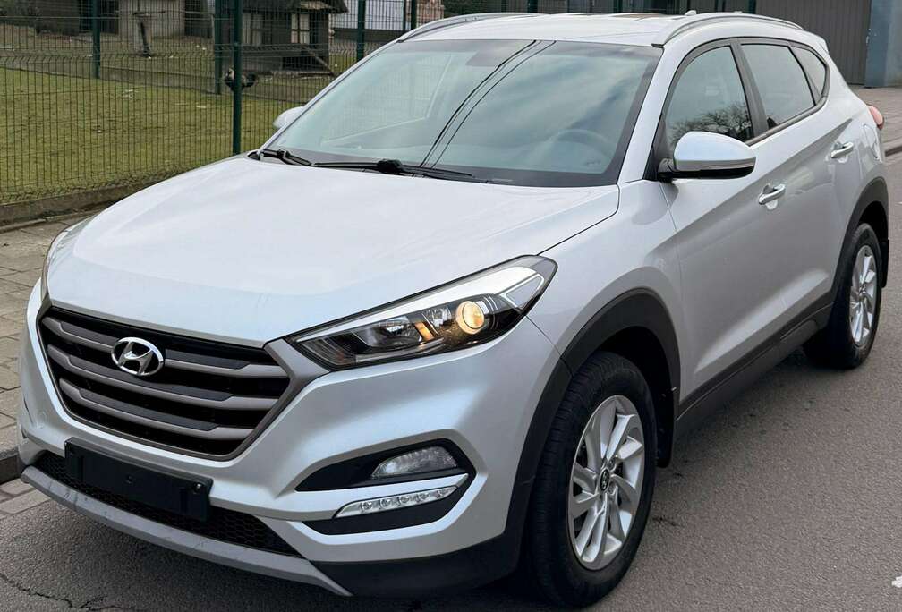 Hyundai Tucson blue 1.7 CRDi 2WD DCT Advantage
